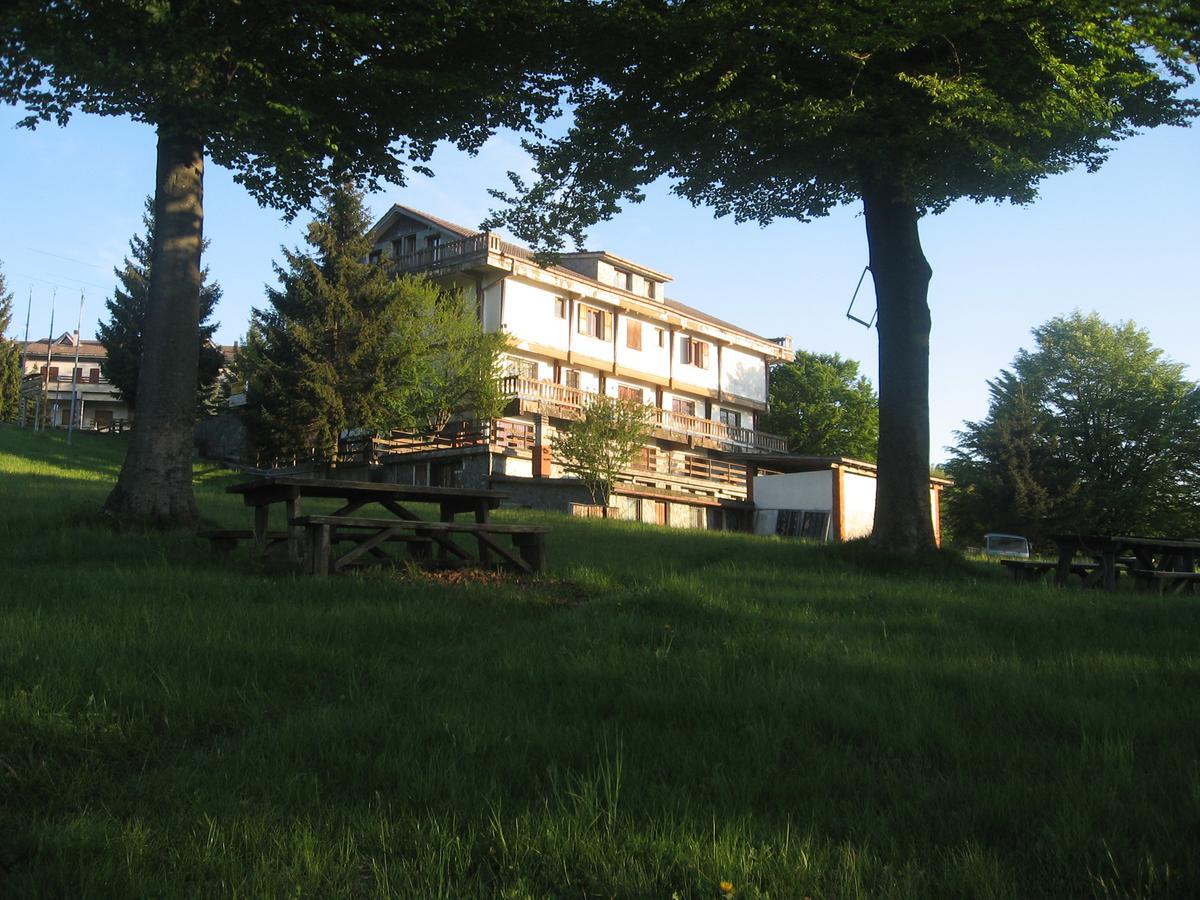 Albergo Rifugio Montecucco Piampaludo Екстериор снимка